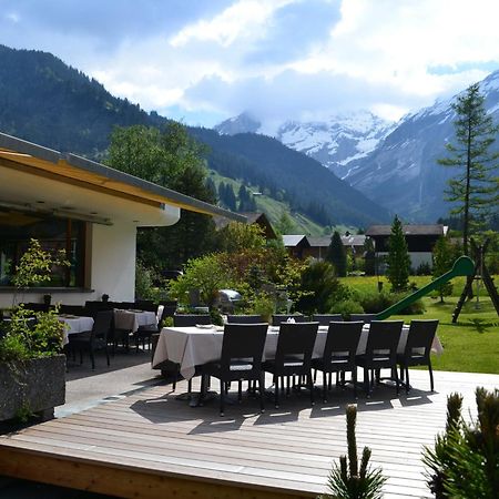 Bluemlisalp Hotel Kandersteg Exterior photo