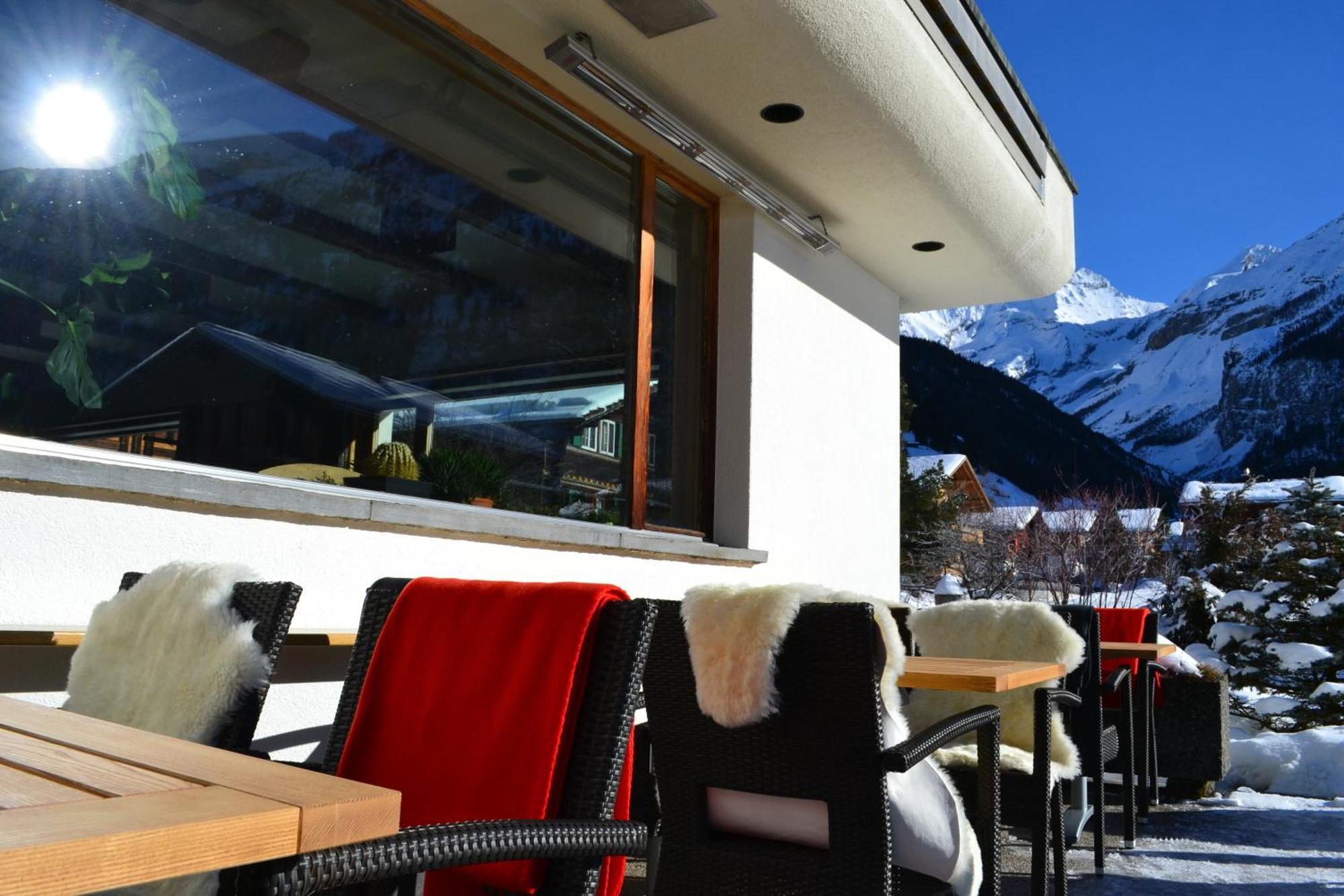 Bluemlisalp Hotel Kandersteg Exterior photo